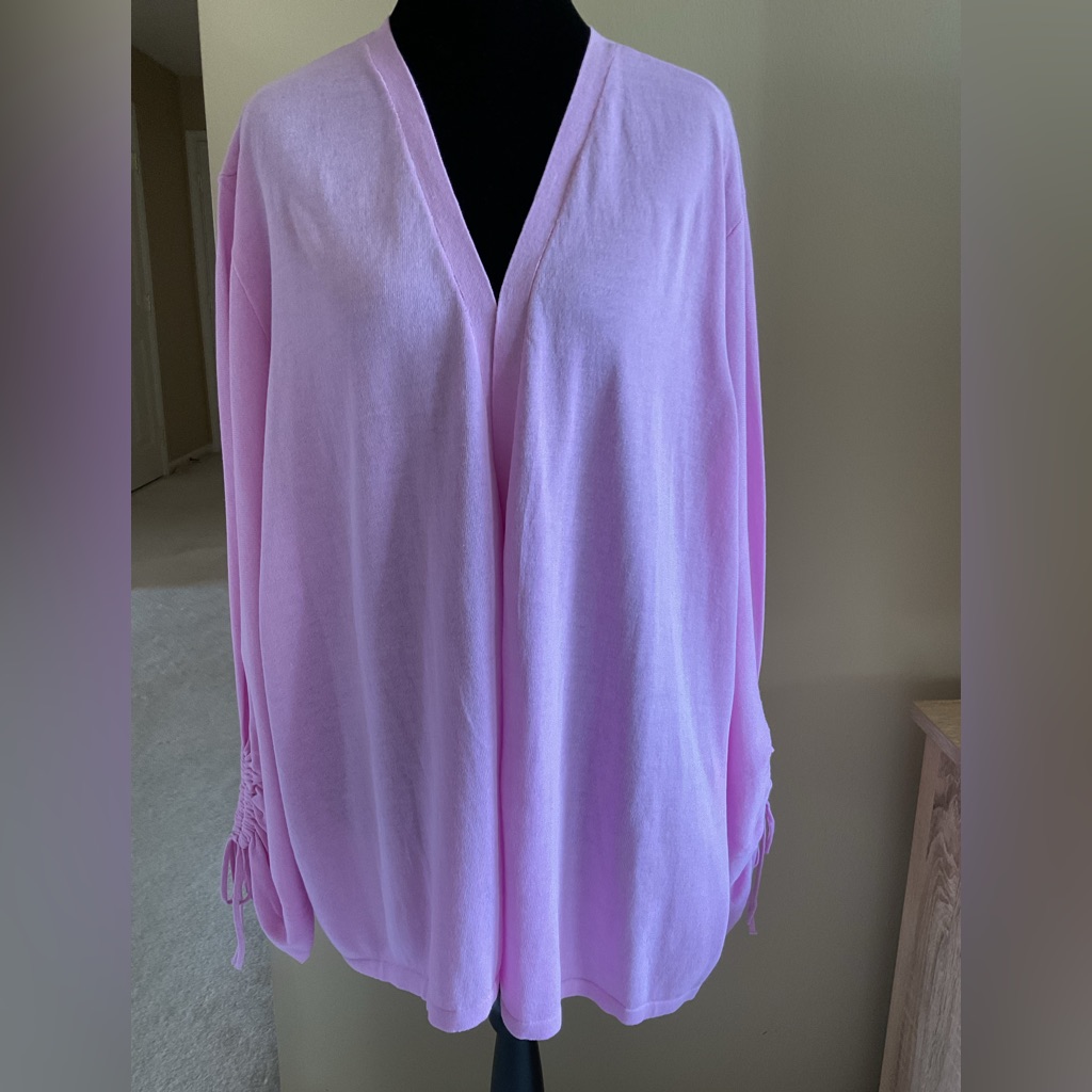 Chico's Light Orchid Sweater With Ruched Sleeves